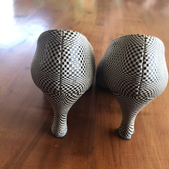 Rare Vintage Charles Jourdan Leather Pumps Black & Ivory Pattern Sz‎ 6 - EUC - Picture 3 of 14